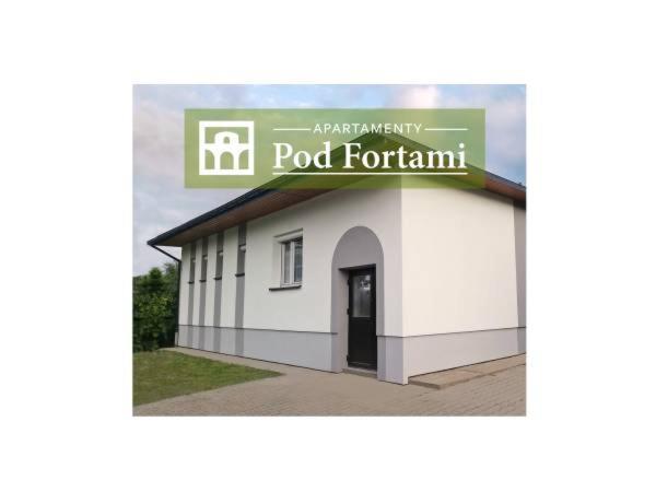 Apartamenty Pod Fortami Пжемысл Экстерьер фото