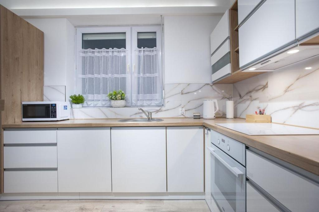 Apartamenty Pod Fortami Пжемысл Экстерьер фото